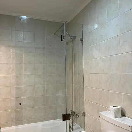 Homestay Com Varanda No Chiado Em *
